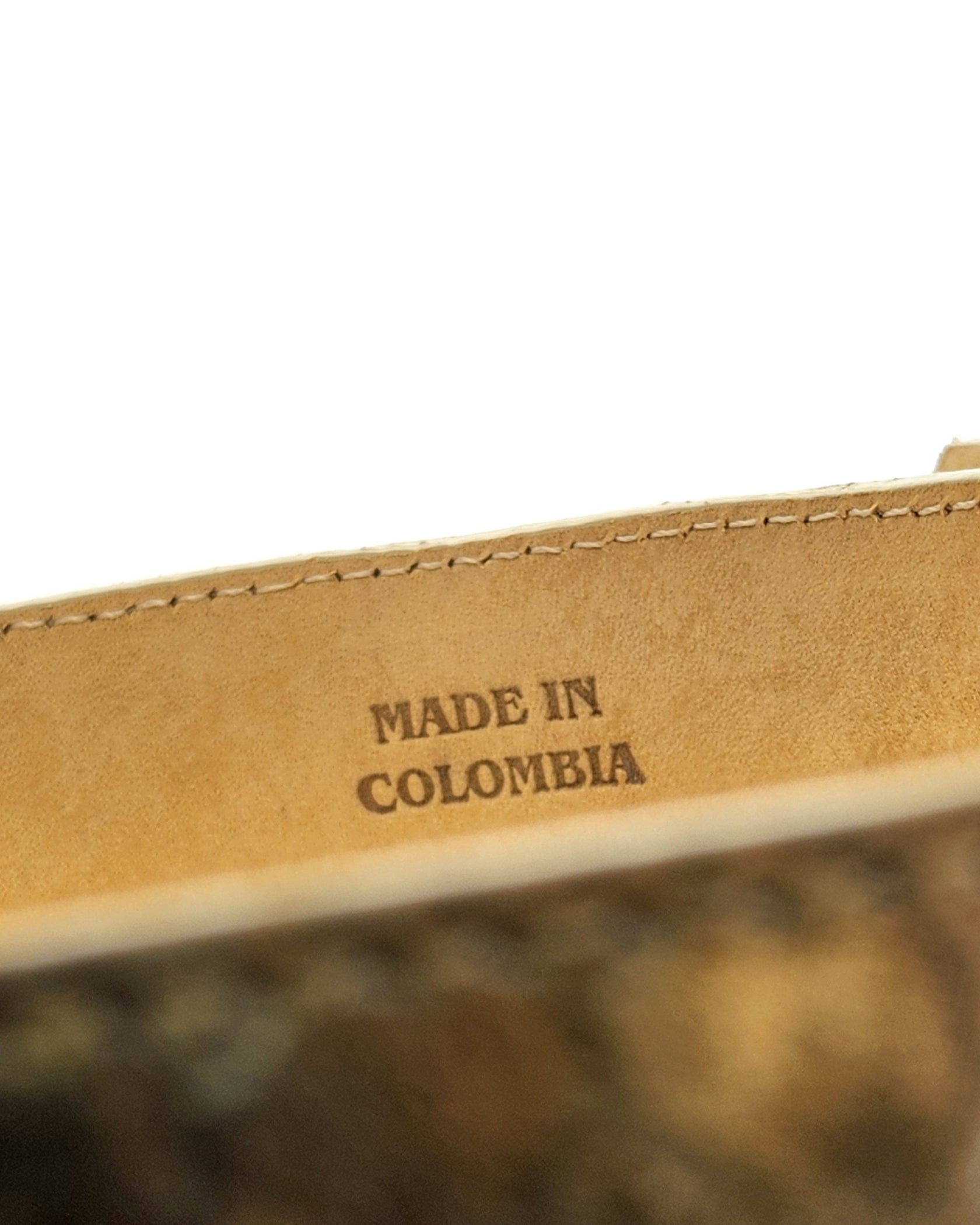 Antonella Scales Oro